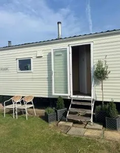 Ecco Lodge Caravan - Warden