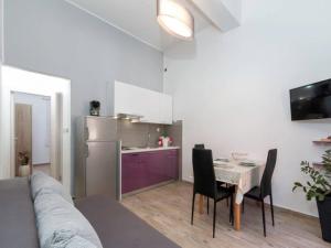 Pleasant Oriana Apartment near the sea-Pula