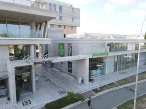 Paphos Resort Retreat at Elysia Park with GYM POOL