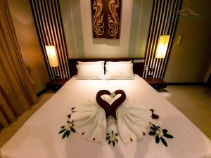 Setrova Green Garden Pool Villa Naiharn Phuket