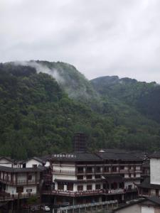 Lucky Praised Scenery Hotel