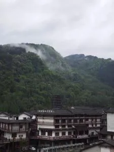 Lucky Praised Scenery Hotel - Zhangjiajie