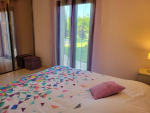 Villas La jolie Villa du Pesquier : photos des chambres