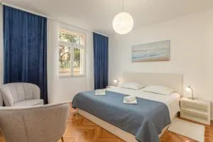 Apartments Sisarić - Podgora