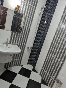 Spacious & Luxurious 2 bedroom apartment