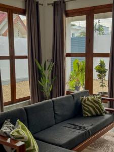 Kidas Villa - Solar, AC, Wi-Fi, Private Pool & Gym