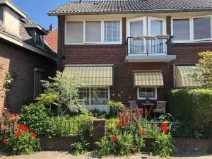 Leuk huis in Oldenzaal in een gezellige straat - Weerselo