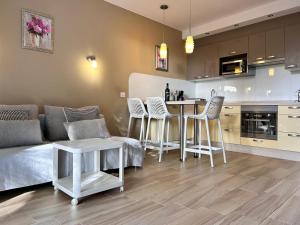 Bungalow Troya Beach