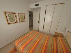 La Riviera bajo esquina- Serviden