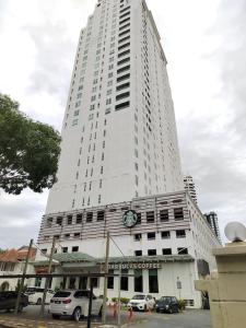 2bedroom 2bath 13th Seaview MansionOne Gurney