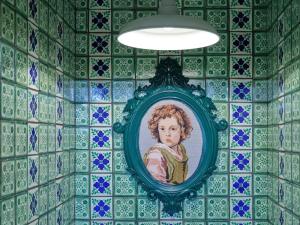 Ty Pandy Eclectic Luxury Family cottage Sleeps 8 adults and 2 children