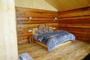 Winterfell Log House Jibhi - With Jacuzzi