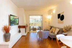 Phaedrus Living Saronida Seaside Flat - 萨罗尼扎