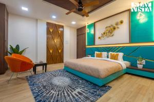 Crystalline w Kids Room by VEO, StayVista - 3BHK with Home Theatre & Jacuzzi