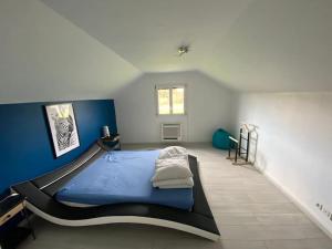 Maisons de vacances Belle propriete 1h de paris avec piscine chauffee : Maison 5 Chambres