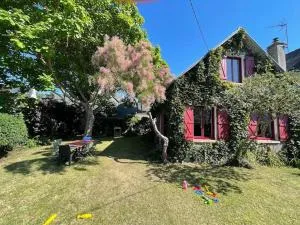 Charmante maison à 3 minutes à pied d'une plage magnifique - 厄尔奇