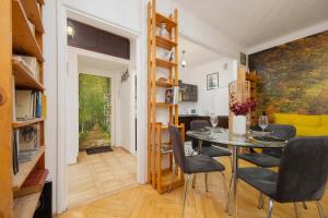 Exceptional Apartment for 4 People by Noclegi Renters