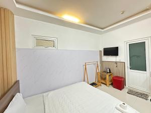 Phòng Tiêu Chuẩn Giường Đôi (Standard Double Room)