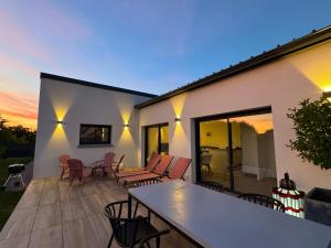 Maisons de vacances Maison neuve 4 etoiles plain-pied proche de la mer : photos des chambres