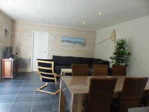 Maisons de vacances Maison Ile d'Oleron - Proche plage : Maison 3 Chambres