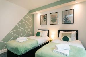 Sleeps 6 Contractors Leisure Business Free WiFi FreeParking Smart TV