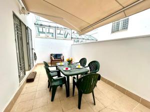 GATU Faro con Parking gratis, "preferente para mayores de 21 años y familias "