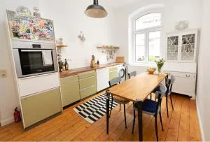 Ruhiges Altbau-Apartment in bester Lage - Marienburg