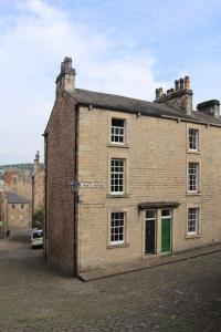 Historic 3 double bed whole house by castle