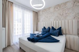 Corvin 5 Stars Luxury Apartment with Free Parking