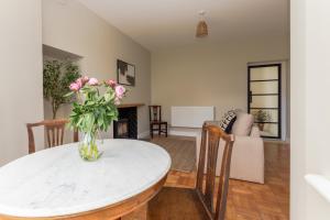 Luxury Home in Penderyn - Waterfall Country