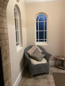 Wayside , 3 bed , 2 bath charming house close to Lincoln