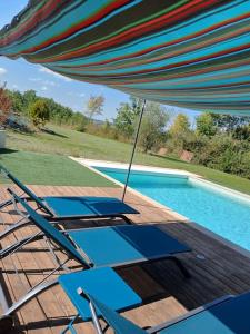 Roulotte du Touton avec jacuzzi