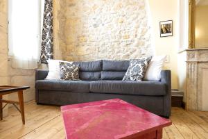Hotels Hotel de La Paix : Chambre Familiale Romantique