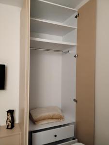 Cozy centrally located room for two 2, 10 min walk from city center