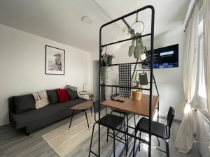 Appartements T2 Elio - proche gare et aeroport, parking prive : photos des chambres