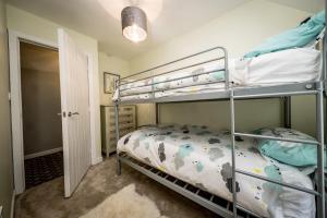 City of Derry Farmhouse Country Retreat