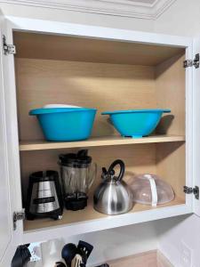 I-95 and Tanger Outlets. Pet Yes