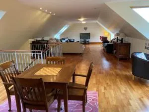 Dalfaber House Luxury holidays in the Highlands - Loch Morlich