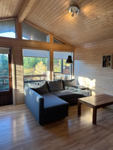 Lakeside cabin in Thingvellir #4