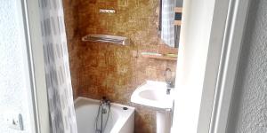 Maisonnette 2 pièces Mezzanine 4 pers avec piscine extérieure chauffée ADELA