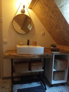 Maisons de vacances Gite La Forge proche Rocamadour, Padirac : photos des chambres