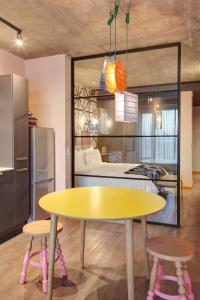 429 WEX1 by Perch Stays with daily housekeeping