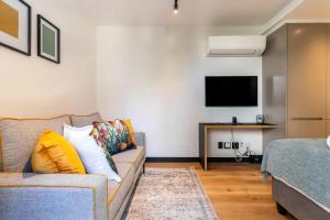 102 Marvol - Beautiful Modern Sea Point Studio With Parking