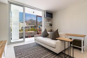 The Rose 201-2Bedroom Apartment with Rooftop Pool