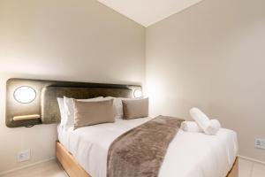 The Rose 201-2Bedroom Apartment with Rooftop Pool