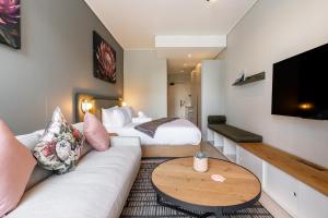 The Rose 508: Stylish City Centre Studio