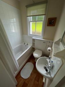 Old Lock-keepers Cottage