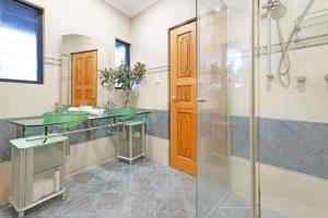 Opulent Ocean View Townhouse