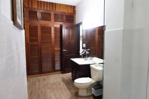 Spacious Room in prime Location