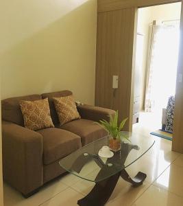 SM Breeze one bedroom